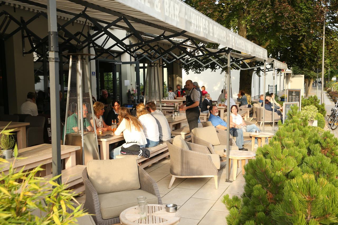 Hotel Max Am Meer Kuehlungsborn Exterior photo